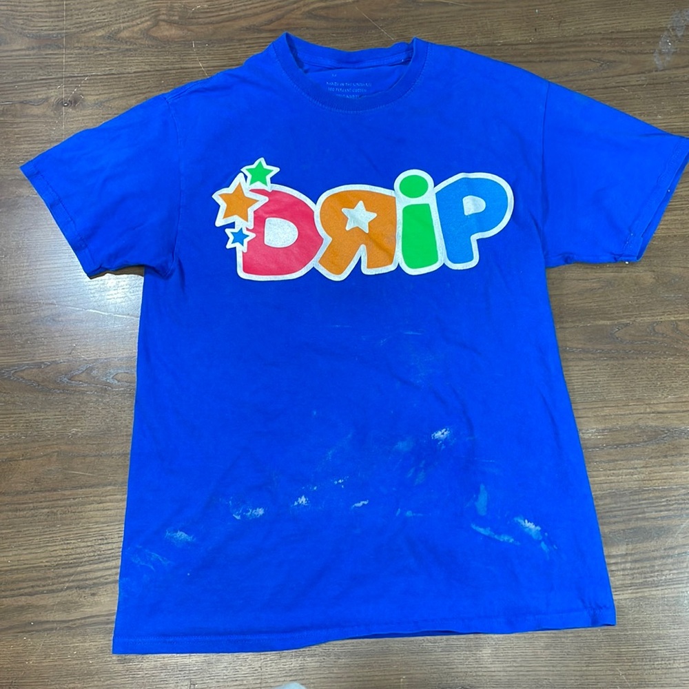 Toys R Us inspired Drip graphic  shirt size M